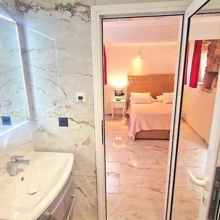 Ante 1 * フヴァル