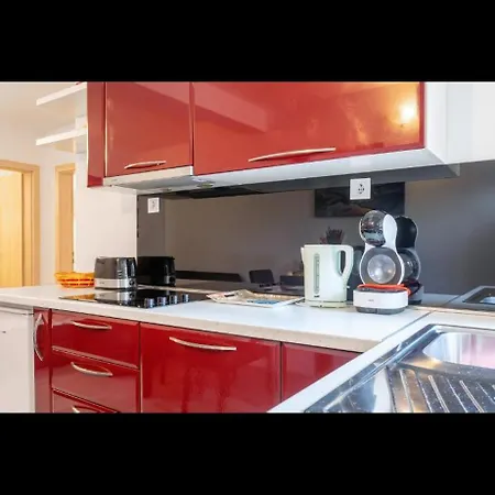 Ante 1 Hvar Center, Pool Apartman