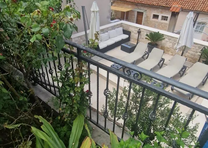 Апартаменты Ante 1 Hvar Center, Pool