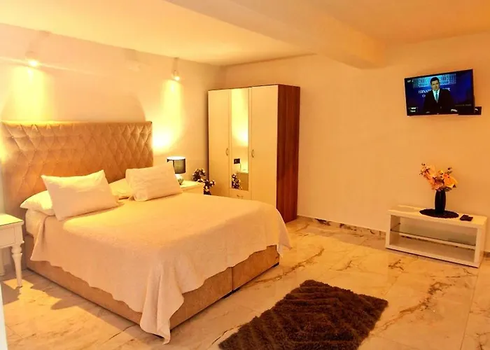 Ante 1 Hvar Center, Pool Апартаменты