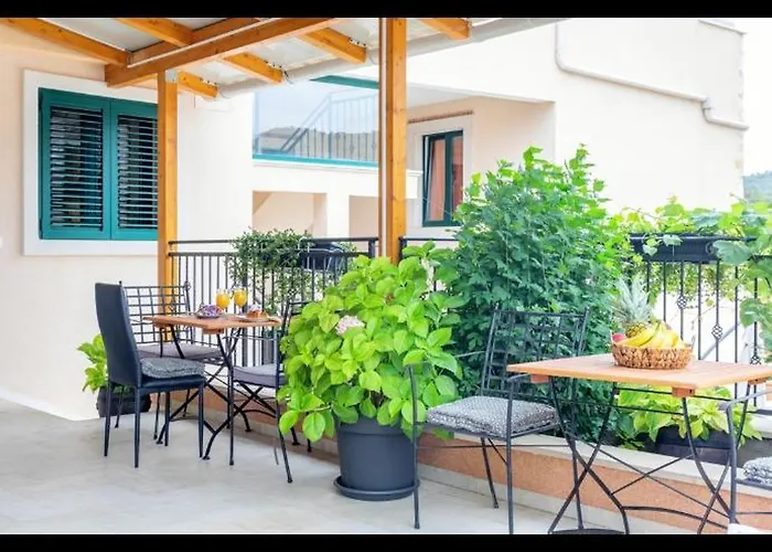 Ante 1 דירה חוואר