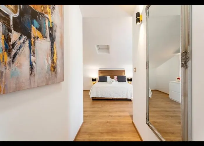 Апартаменты Ante 1 Hvar Center, Pool Хвар