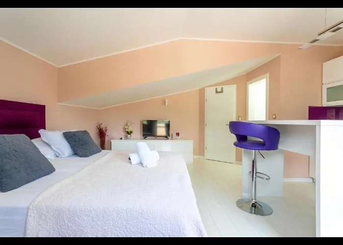 Ante 1 Hvar Center, Pool Апартаменты