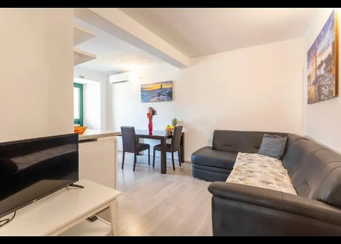 Ante 1 Hvar Center, Pool Апартаменты *